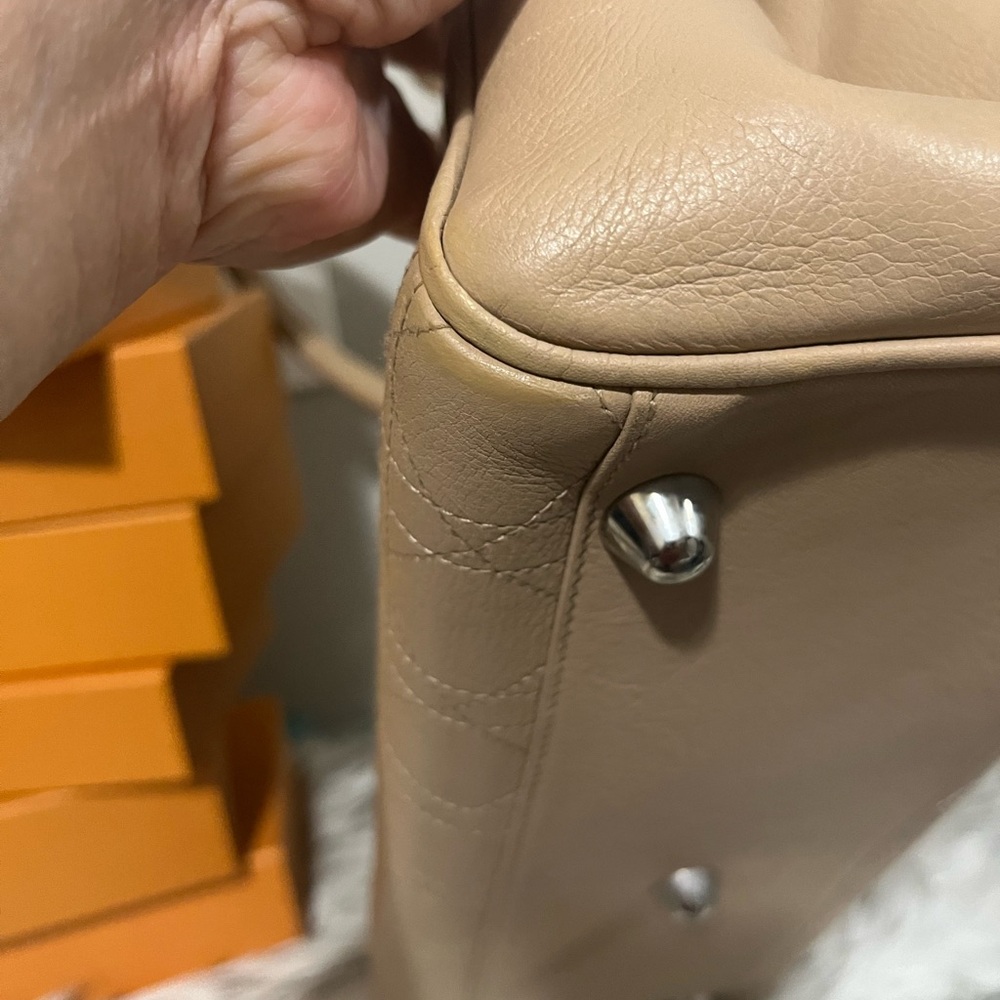Dior Cannage tote - Picture 10 of 17